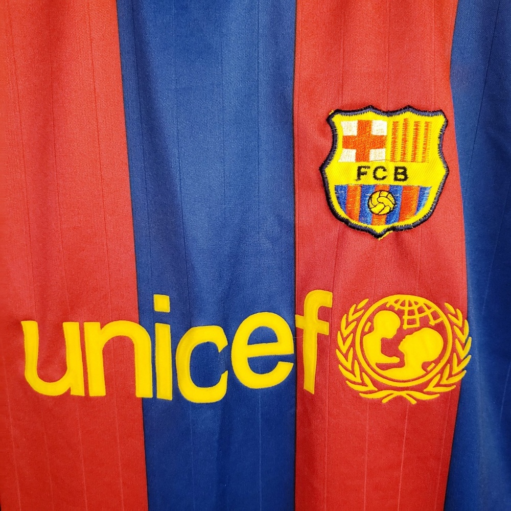 FCB Unicef Messi #10 Futball/Soccar Jersey sz L - Picture 2 of 3